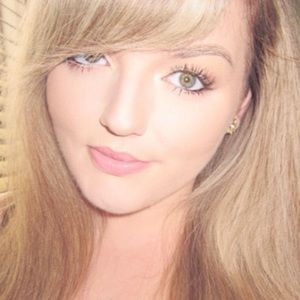 Meet your Posher, Yana